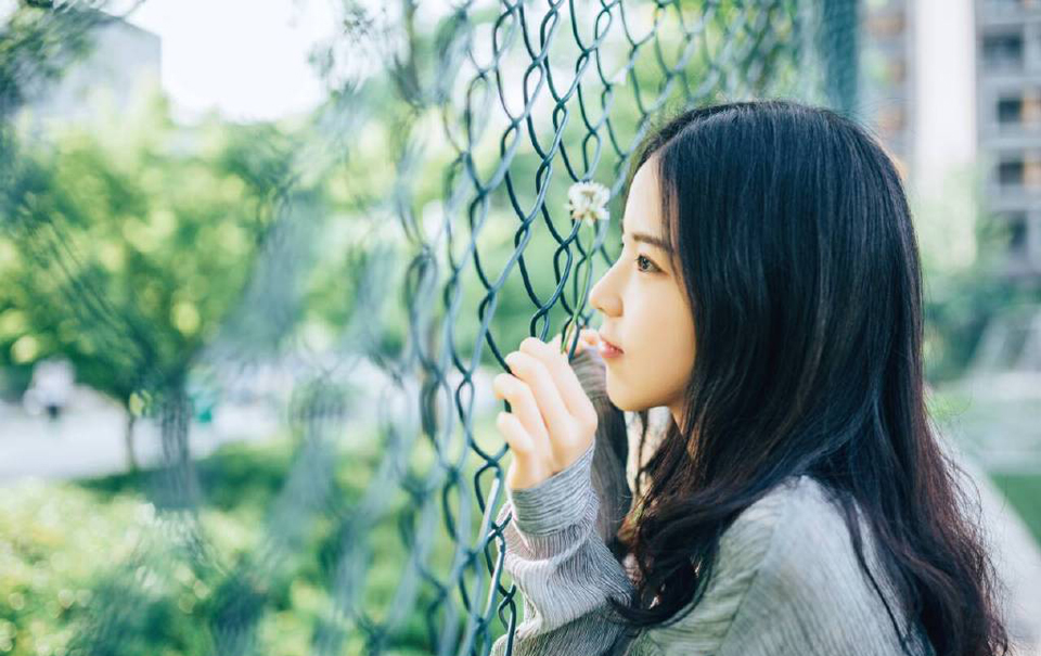 三月未曾理事？
